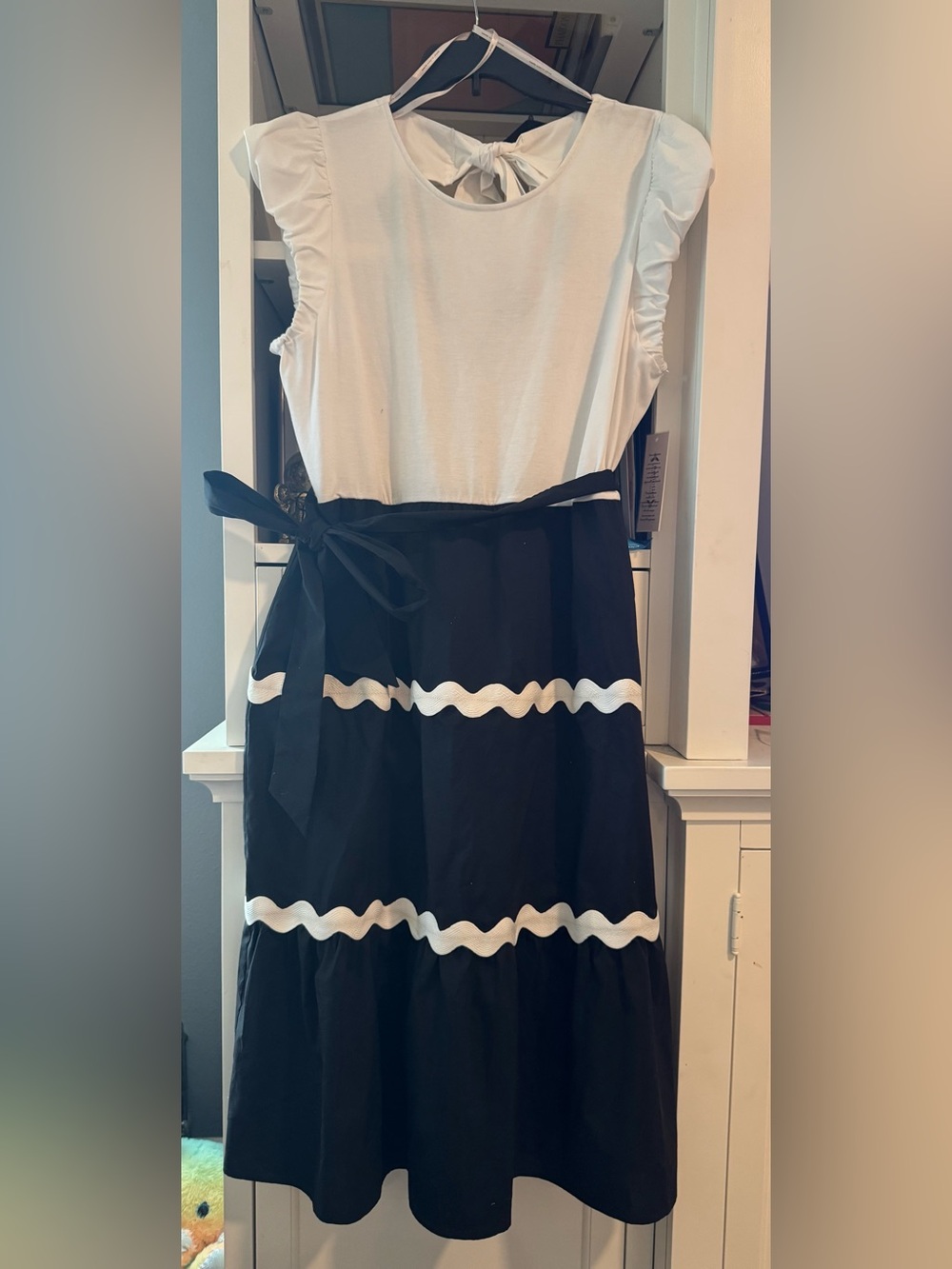NWT Nanette Black/White Dress - Size 14